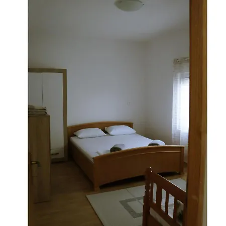 House Natural بيت للعطل