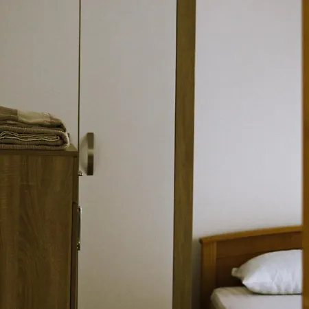 House Natural بيت للعطل سيتلوك